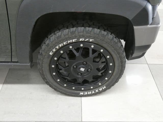 Car thumbnail 4