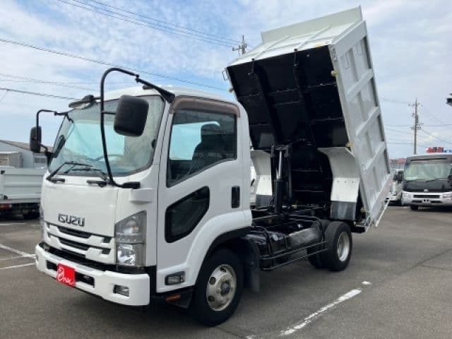 ISUZU