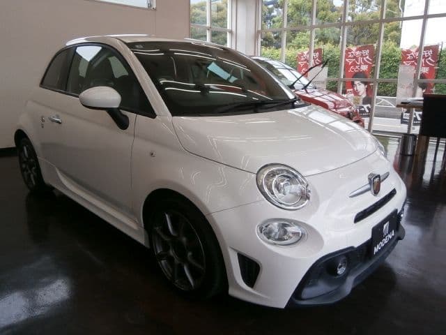 Car thumbnail 4