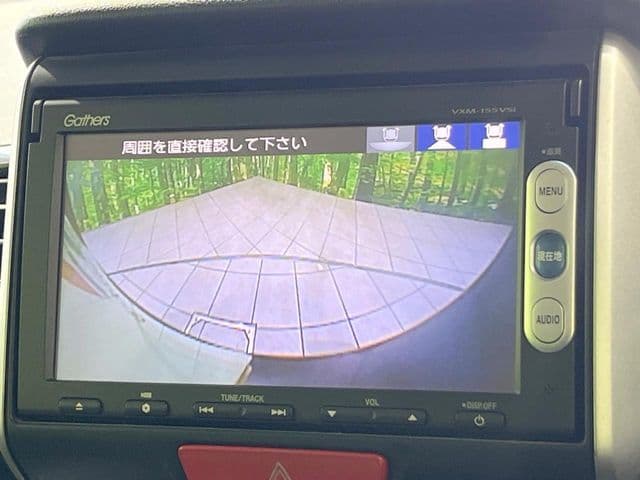 Car thumbnail 4