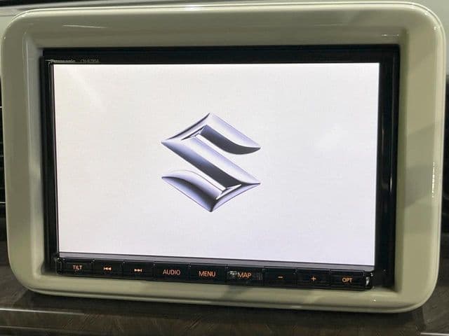 Car thumbnail 4