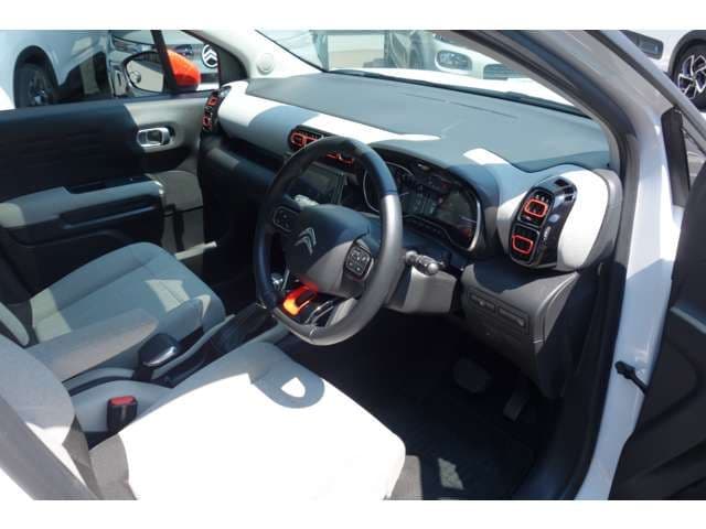 Car thumbnail 4