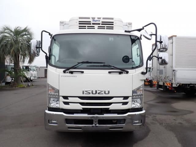 ISUZU