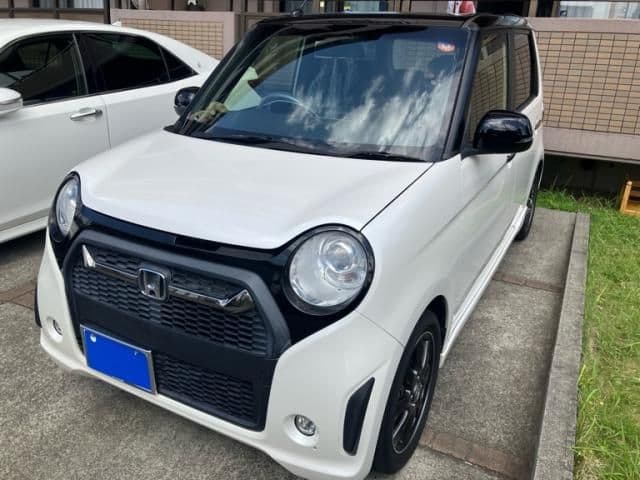 Car image 1