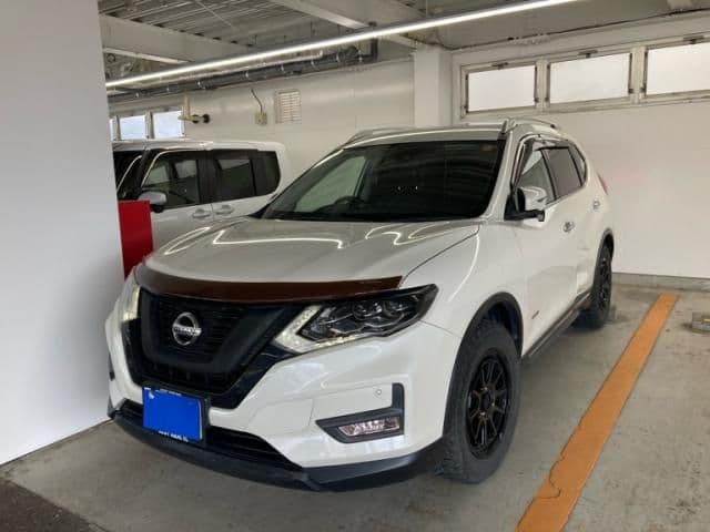 NISSAN