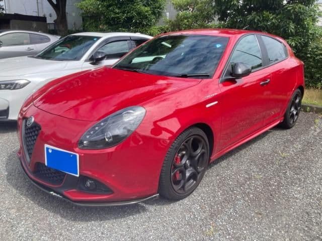 Car image 1