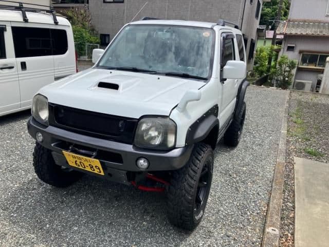 Car thumbnail 3