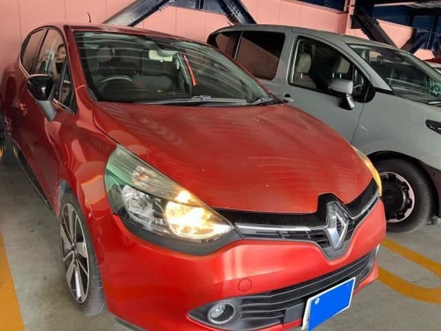 RENAULT