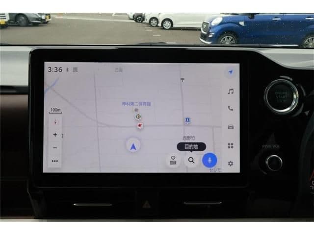 Car thumbnail 3