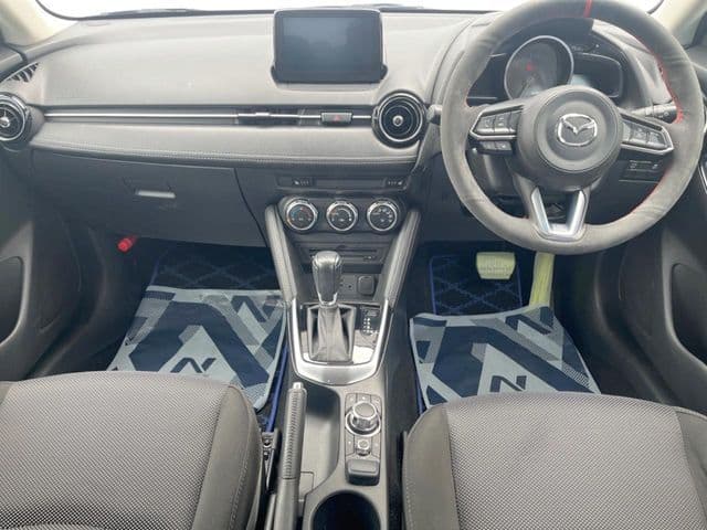 Car thumbnail 2