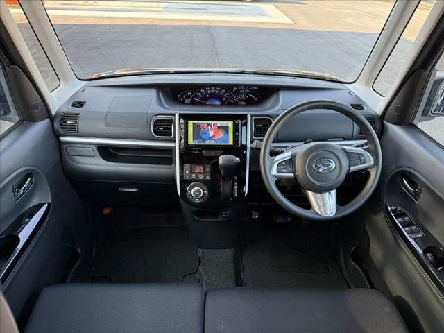 Car thumbnail 2