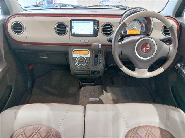 Car thumbnail 3