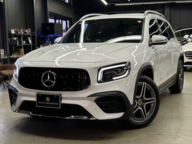 MERCEDES BENZ