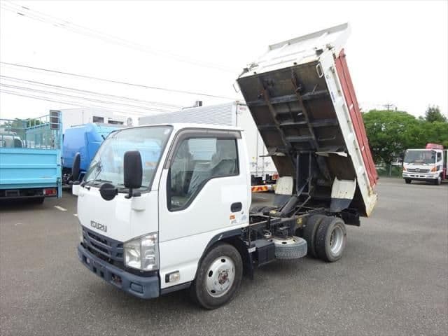 ISUZU