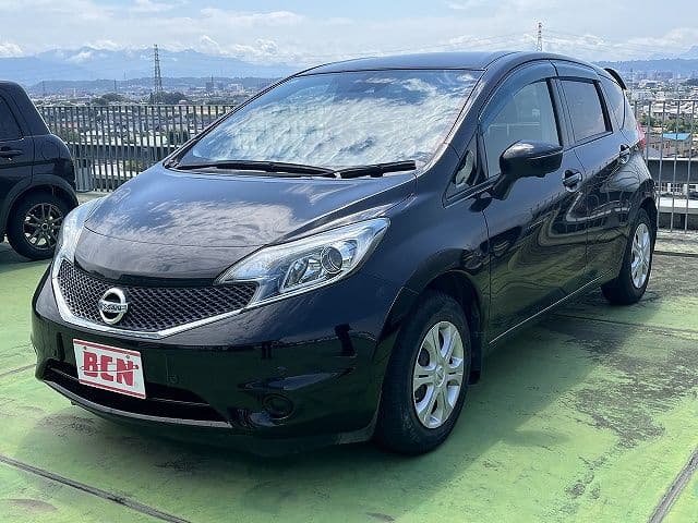 Car image 1