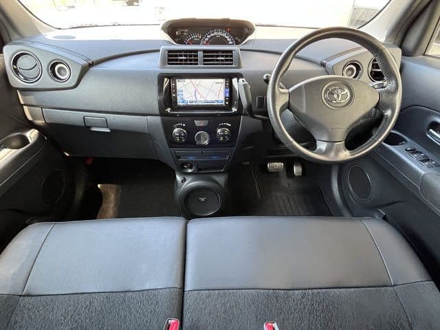 Car thumbnail 2