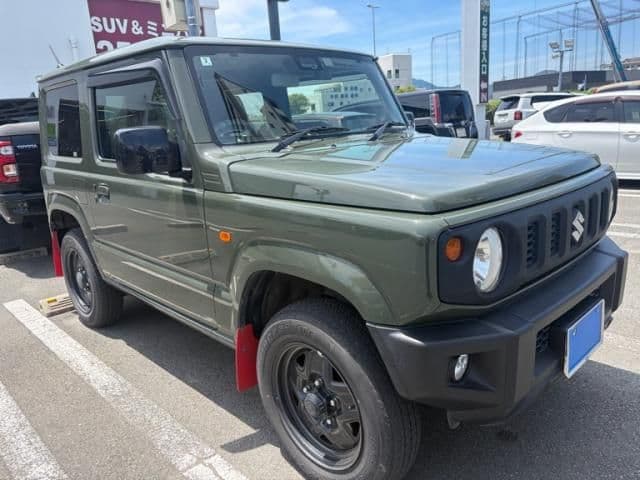 Car thumbnail 3