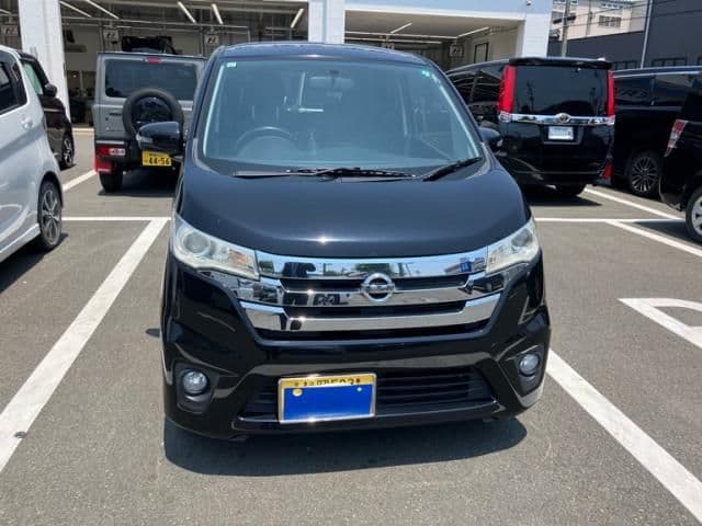 NISSAN