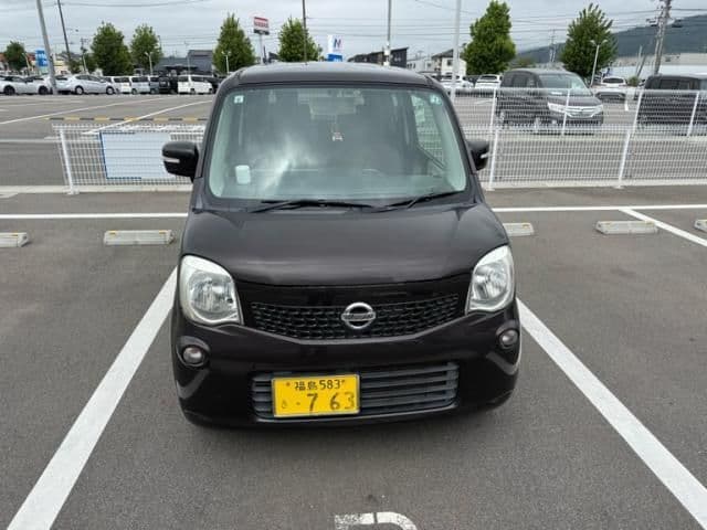 NISSAN