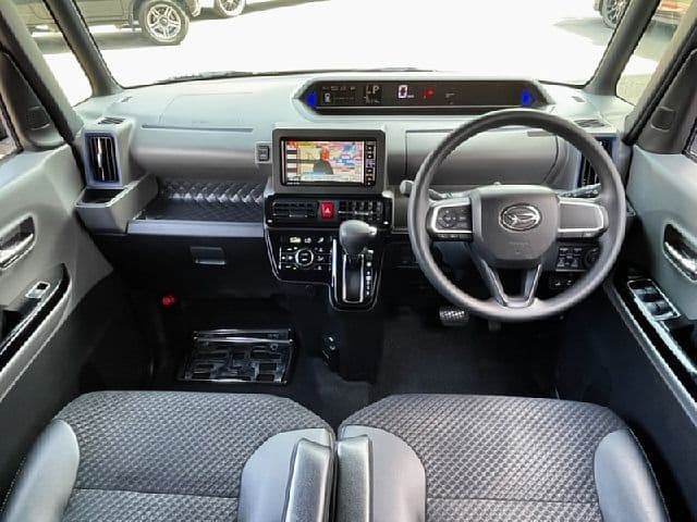 Car thumbnail 2