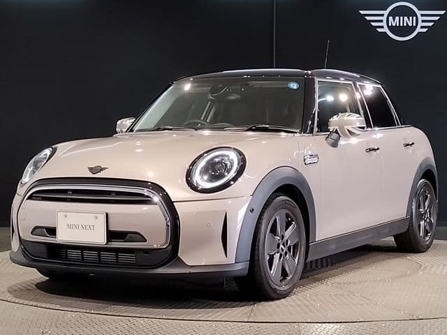 Car image 1