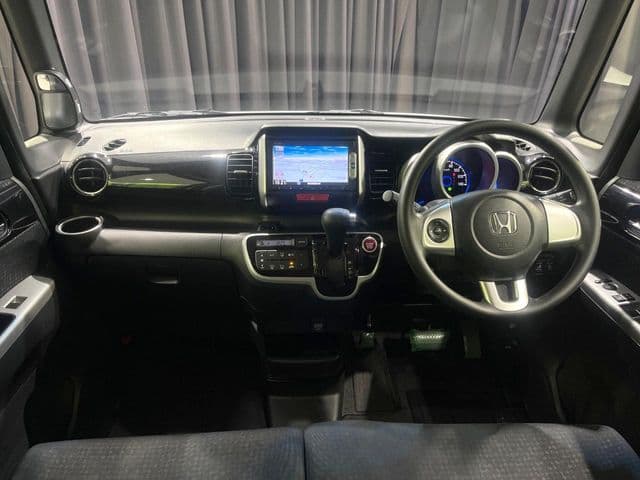 Car thumbnail 2