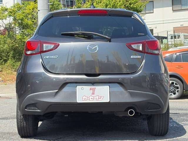 Car thumbnail 4