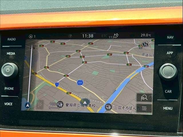 Car thumbnail 4