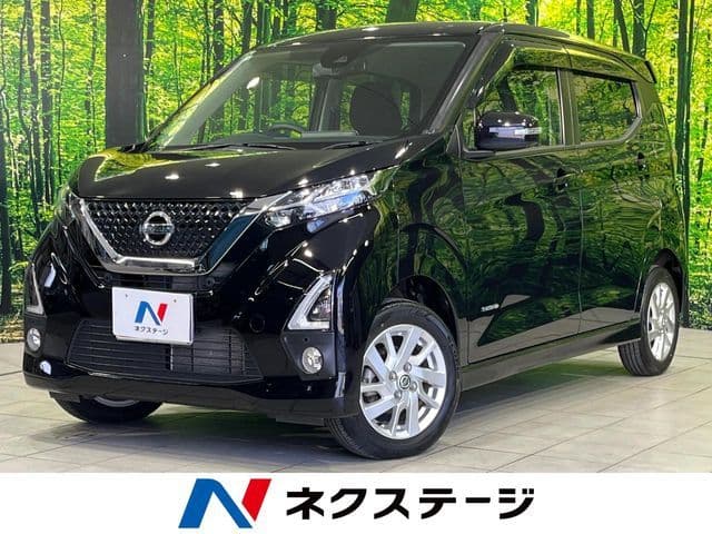 NISSAN