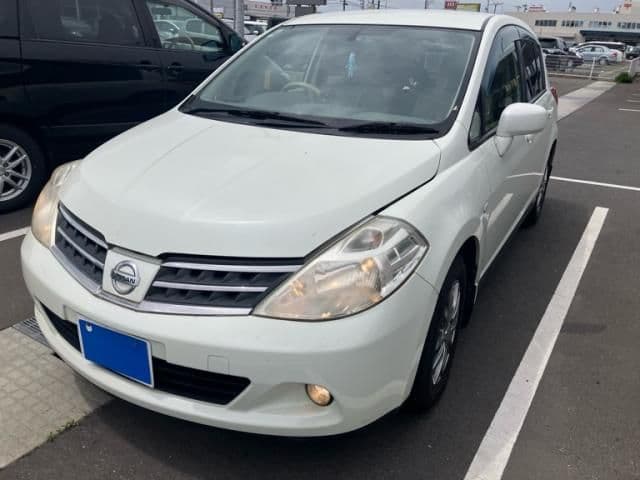 NISSAN