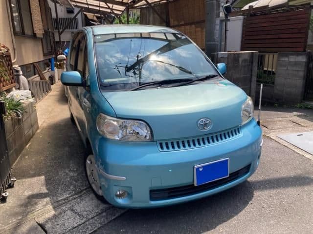 Car image 1