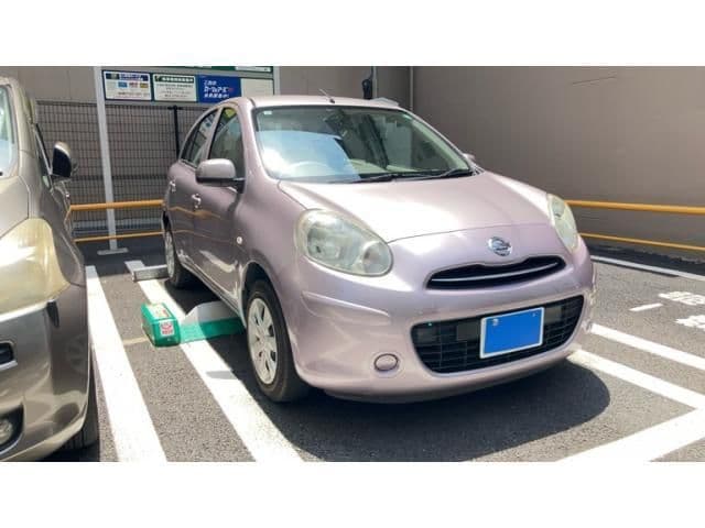 Car image 1