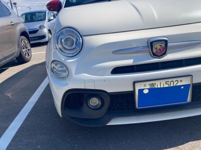 Car thumbnail 3
