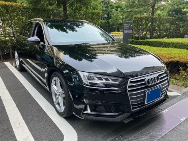 AUDI