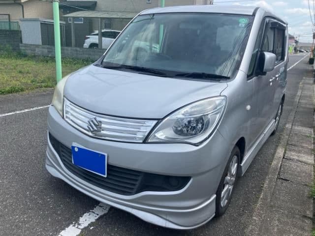 Car image 1
