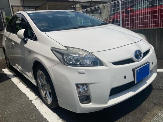 Car thumbnail 3