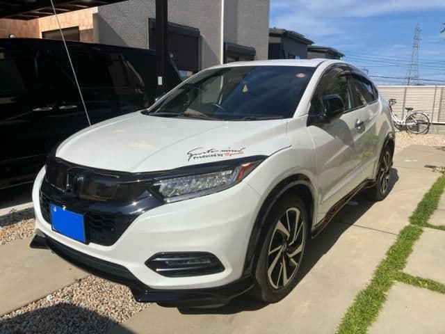Car image 1