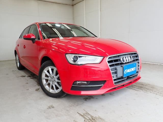 AUDI