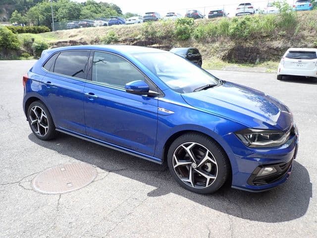 Car thumbnail 4