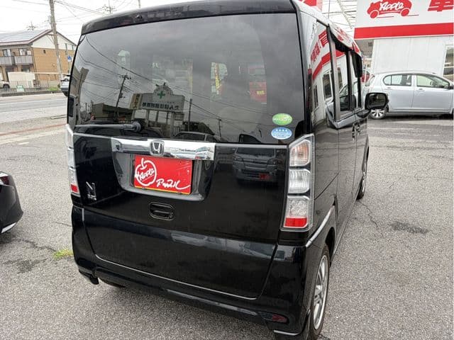 Car thumbnail 4