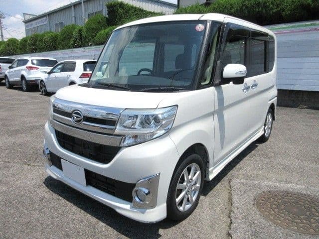 Car image 1