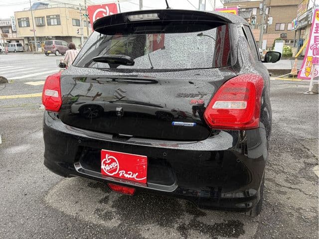 Car thumbnail 4