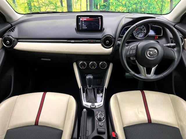 Car thumbnail 2