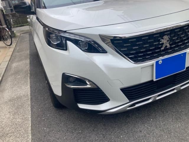 Car thumbnail 3