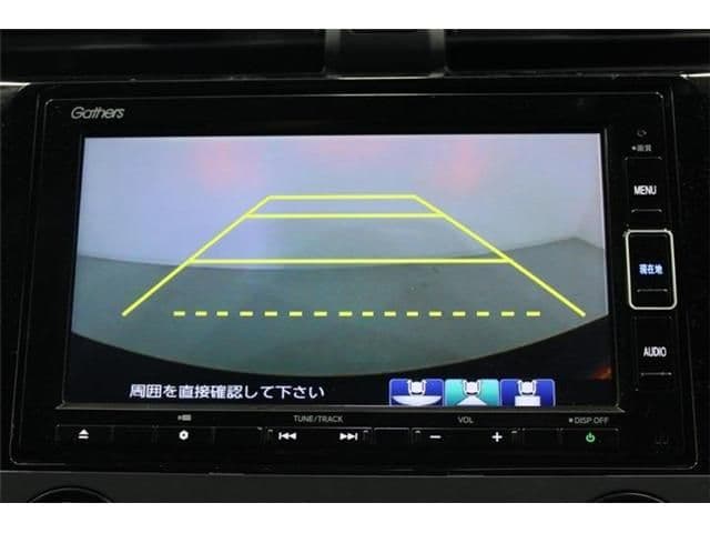 Car thumbnail 3