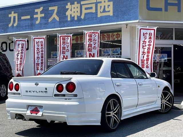 Car thumbnail 3