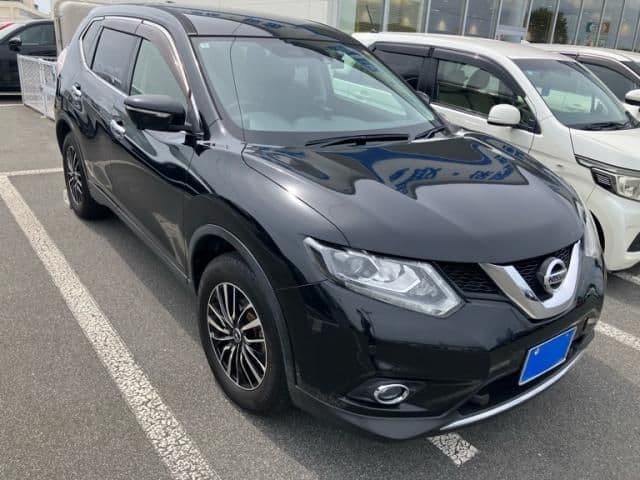 NISSAN