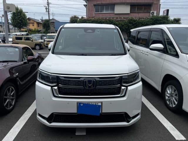 Car image 1