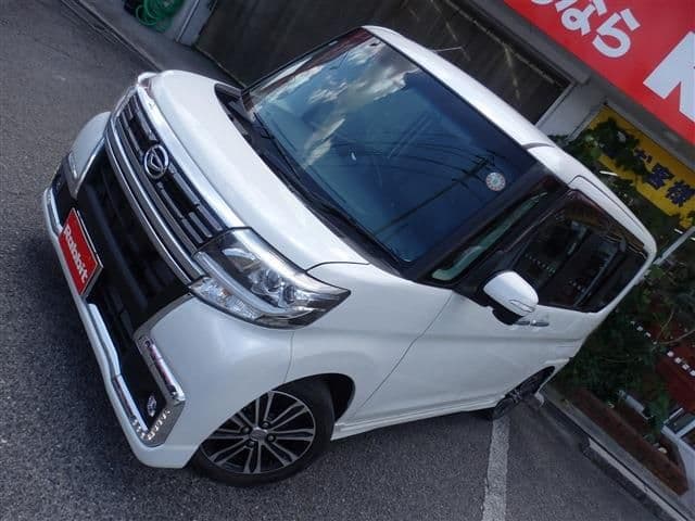 Car thumbnail 4