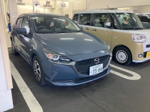 Car image 1